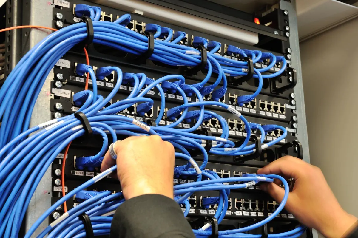 Instalación de cableado y networking